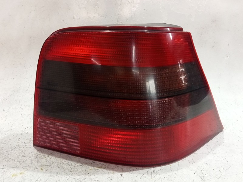 Recambio de piloto trasero derecho para volkswagen golf iv variant (1j5) 1.6 referencia OEM IAM 1J6945112S  