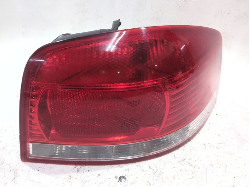 Recambio de piloto trasero derecho para audi a3 (8p1) 2.0 tdi 16v referencia OEM IAM 084411955R  