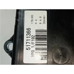 Recambio de caja fusibles/rele para fiat stilo (192)(2001) 1.9 jtd (192_xe1a) referencia OEM IAM 51711366  