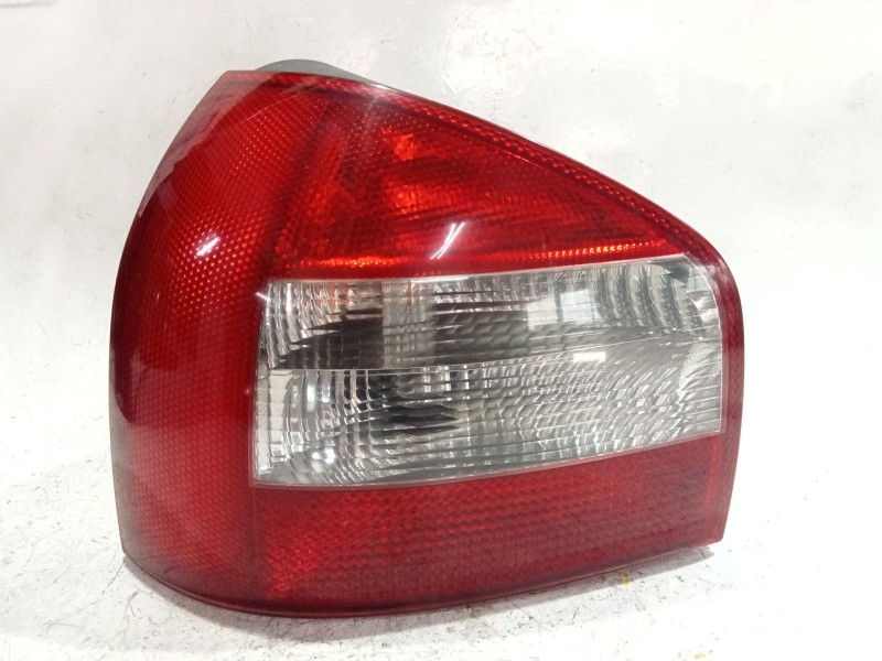 Recambio de piloto trasero izquierdo para audi a3 (8l1) 1.9 tdi referencia OEM IAM 8L0945095B05S  