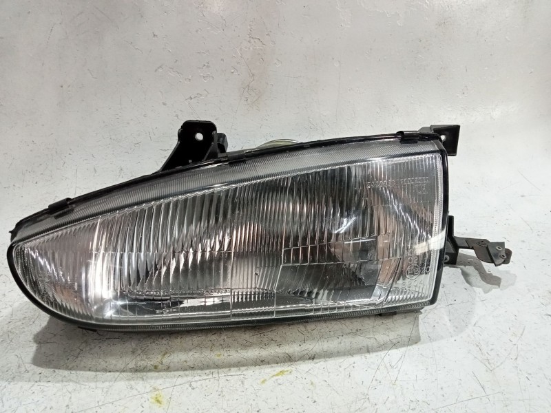 Recambio de faro delantero izquierdo para hyundai lantra (j1)(1992) 1.8 i.e. 16v referencia OEM IAM E133204  