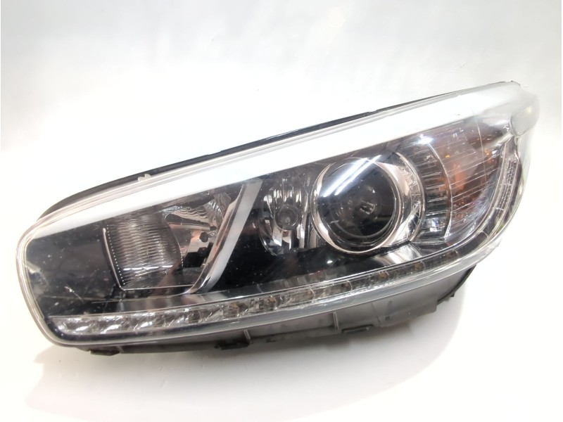 Recambio de faro delantero izquierdo para kia cee´d (jd) 1.4 crdi 90 referencia OEM IAM L009A22PMGK  