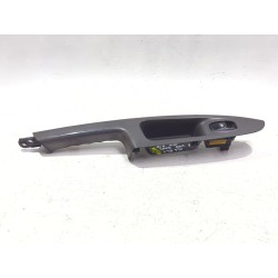 MANDO ELEVALUNAS DELANTERO DERECHO 935811G000 