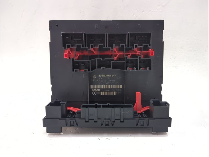 Recambio de caja reles / fusibles para audi a3 (8p1) 2.0 tdi 16v referencia OEM IAM 8P0907279F  