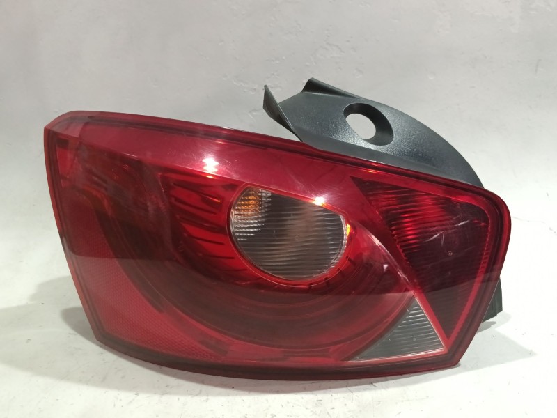 Recambio de piloto trasero izquierdo para seat ibiza iv sc (6j1, 6p5) 1.2 tdi referencia OEM IAM 040913  