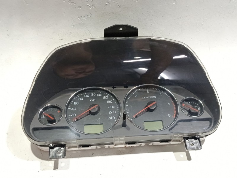 Recambio de cuadro completo para volvo v40 familiar (1995) 1.9 di referencia OEM IAM 30623464A  