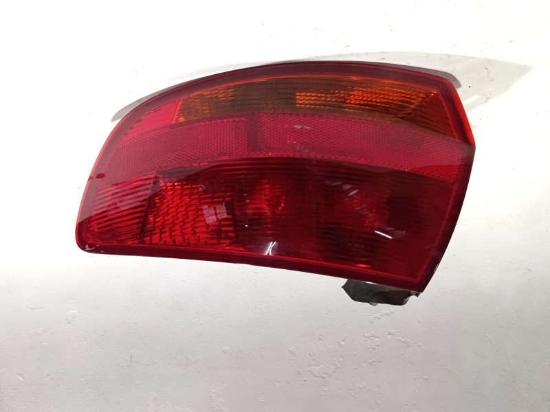 Recambio de piloto trasero derecho para audi a3 (8p1)(05.2003) 2.0 tdi 16v referencia OEM IAM 27770203  