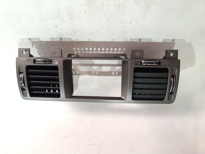 Recambio de aireador central para opel vectra c (z02) 1.9 cdti (f69) referencia OEM IAM 1319185861  