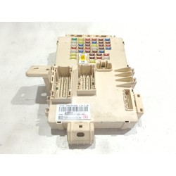 CAJA RELES / FUSIBLES A20301309140468 