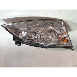 FARO DELANTERO DERECHO 0301174204 