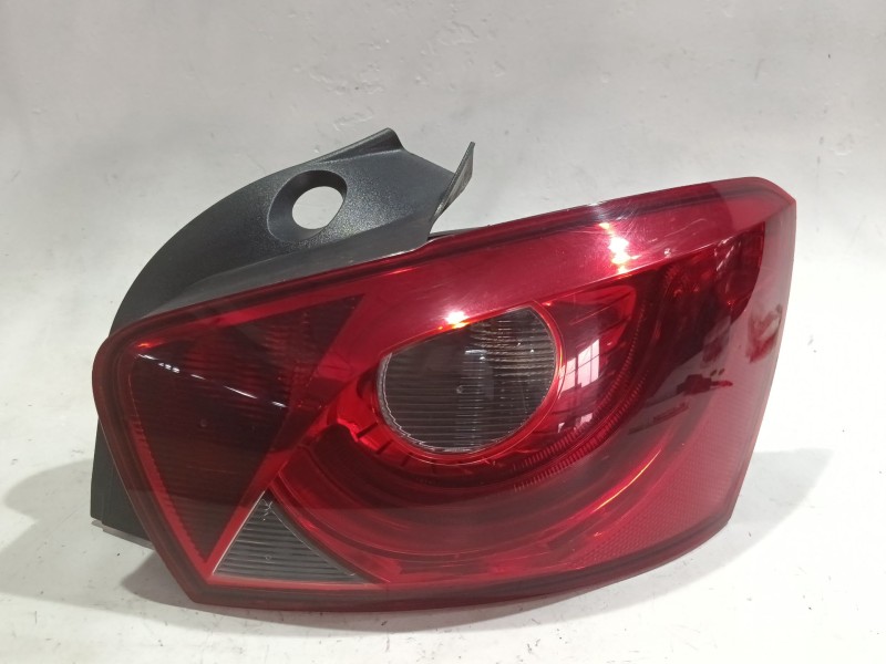 Recambio de piloto trasero derecho para seat ibiza iv sc (6j1, 6p5) 1.2 tdi referencia OEM IAM 0409134396  