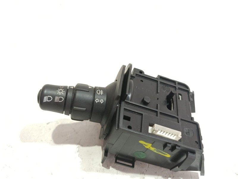 Recambio de mando intermitentes para renault scenic ii (jm)(2003) 1.5 dci (jm0f) referencia OEM IAM   