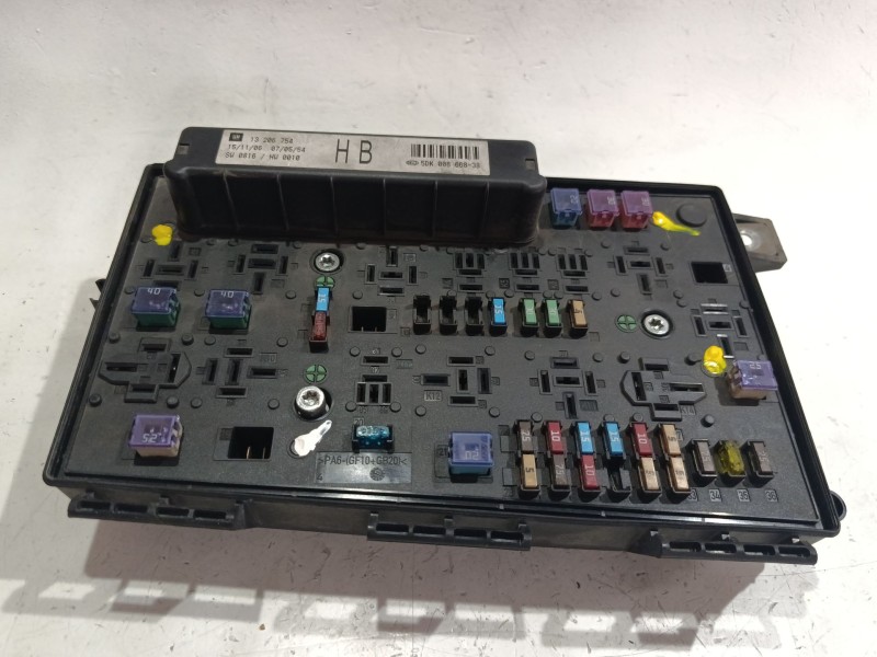 Recambio de caja reles / fusibles para opel astra h (a04) 1.9 cdti (l48) referencia OEM IAM 5DK00866838  