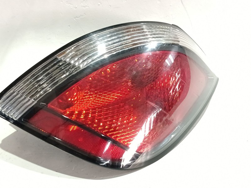 Recambio de piloto trasero derecho para kia rio ii (jb) 1.5 crdi referencia OEM IAM 1156NA  