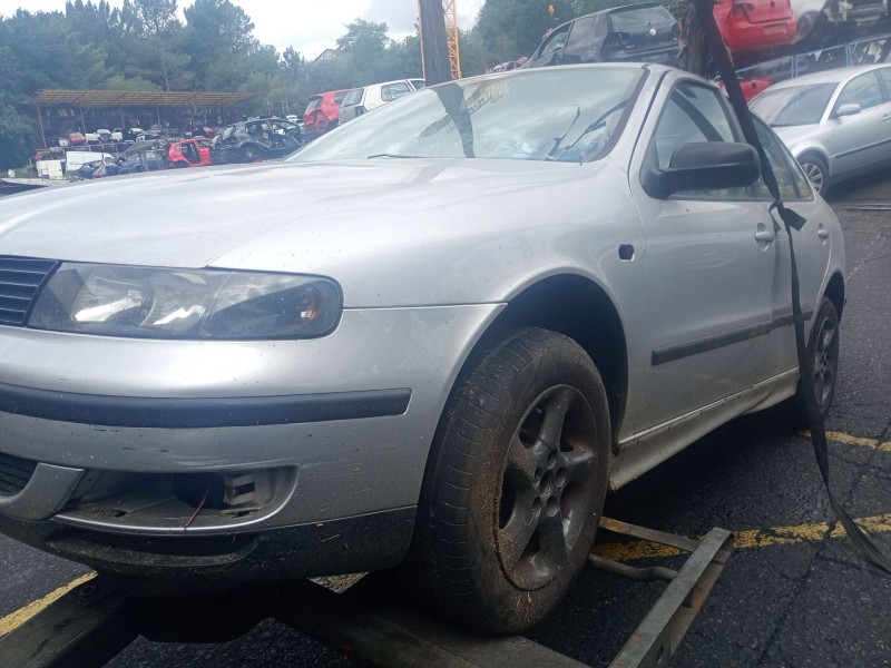 seat toledo (1m2)(03.1999) del año 2000
