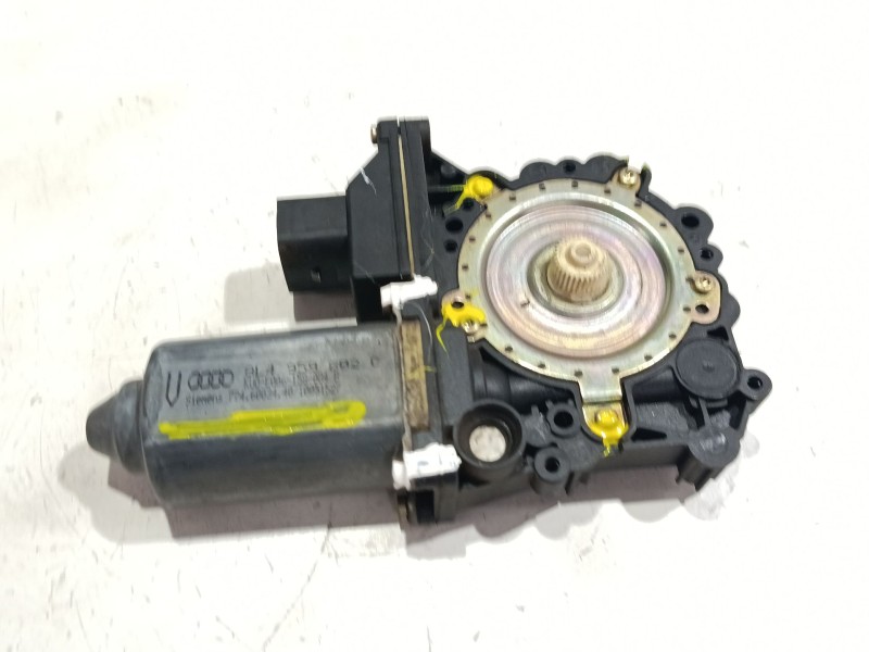 Recambio de motor elevalunas delantero derecho para audi a3 (8l1) 1.9 tdi referencia OEM IAM 8L4959802C  