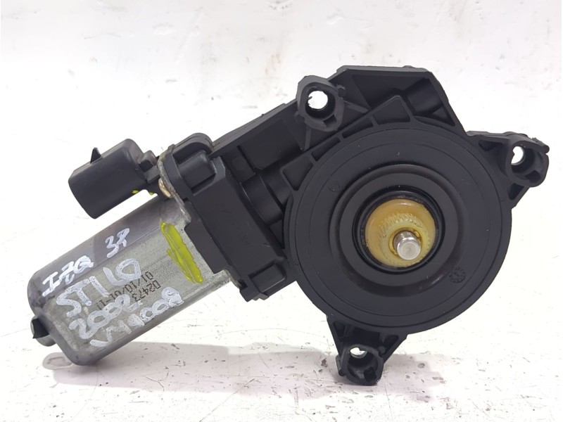 Recambio de motor elevalunas delantero izquierdo para fiat stilo (192_) 1.6 referencia OEM IAM MRPD2515  