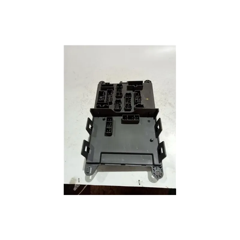 Recambio de caja fusibles/rele para land rover freelander (ln)(08.2002) referencia OEM IAM YQE102930  