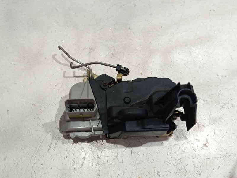 Recambio de cerradura puerta delantera derecha para peugeot 307 (3a/c) 2.0 hdi 90 referencia OEM IAM   