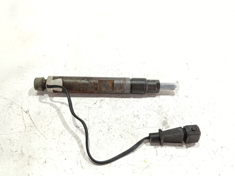 Recambio de inyector para seat toledo (1m2)(03.1999) 1.9 tdi referencia OEM IAM 028130201S  