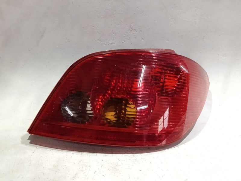 Recambio de piloto trasero derecho para peugeot 307 (3a/c) 2.0 hdi 90 referencia OEM IAM   