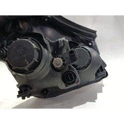 Recambio de faro delantero izquierdo para kia carens iii monospace (un) 1.6 crdi 110 referencia OEM IAM 921011D0L  