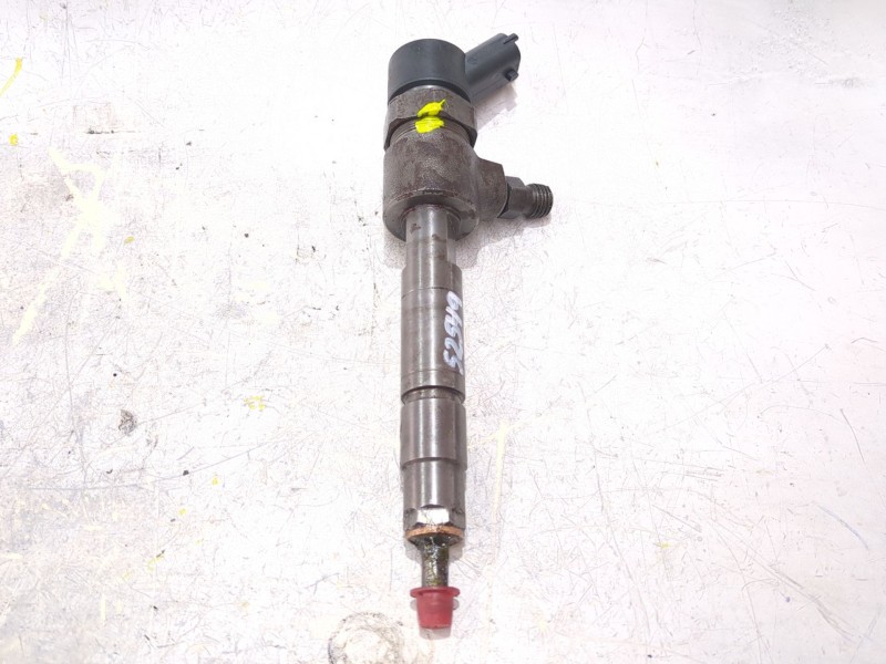 Recambio de inyector para fiat stilo (192)(2001) 1.9 jtd (192_xe1a) referencia OEM IAM 0445110119  