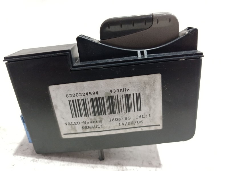 Recambio de conmutador de arranque para renault laguna ii (bg0)(2001) 1.9 dci referencia OEM IAM 8200224594  