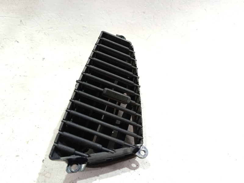 Recambio de aireador central para kia carens i monospace (fc, fj) 2.0 cvvt referencia OEM IAM 0K2FA6481Y  