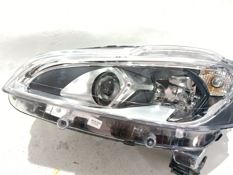 Recambio de faro delantero izquierdo para peugeot 208 i (ca_, cc_) 1.2 vti 82 referencia OEM IAM 90067488  