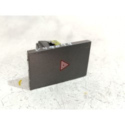 Recambio de boton emergencia para opel vectra c gts (z02) 1.9 cdti (f68) referencia OEM IAM 13138255  