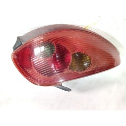 Recambio de piloto trasero izquierdo para peugeot 206 hatchback (2a/c) 1.4 i referencia OEM IAM 2058  