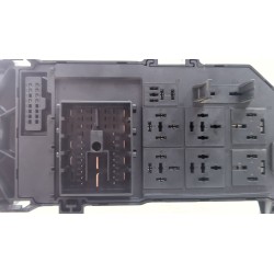 Recambio de caja reles / fusibles para opel vectra b berlina (1995) 2.2 dti 16v referencia OEM IAM 24443147  