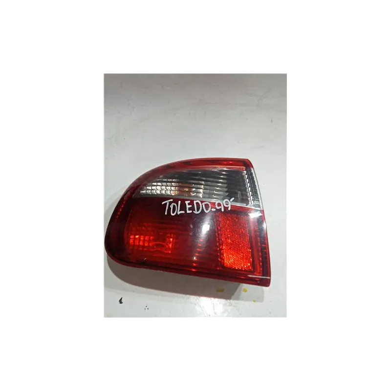 Recambio de piloto trasero izquierdo para seat toledo (1m2)(03.1999) 1.9 tdi referencia OEM IAM 1M5945095B  