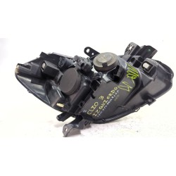 Recambio de faro delantero izquierdo para renault clio iii 1.5 dci referencia OEM IAM 8200459824  