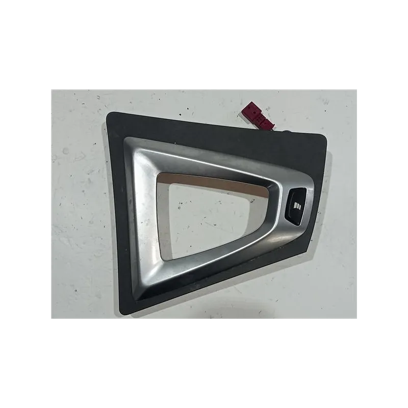 Recambio de embellecedor palanca cambio para bmw serie m4 coupe (f82) basis 24v referencia OEM IAM 82416001  
