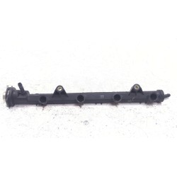Recambio de rampa inyectores para volkswagen polo iii (6n1) 55 1.4 referencia OEM IAM 030133319L  