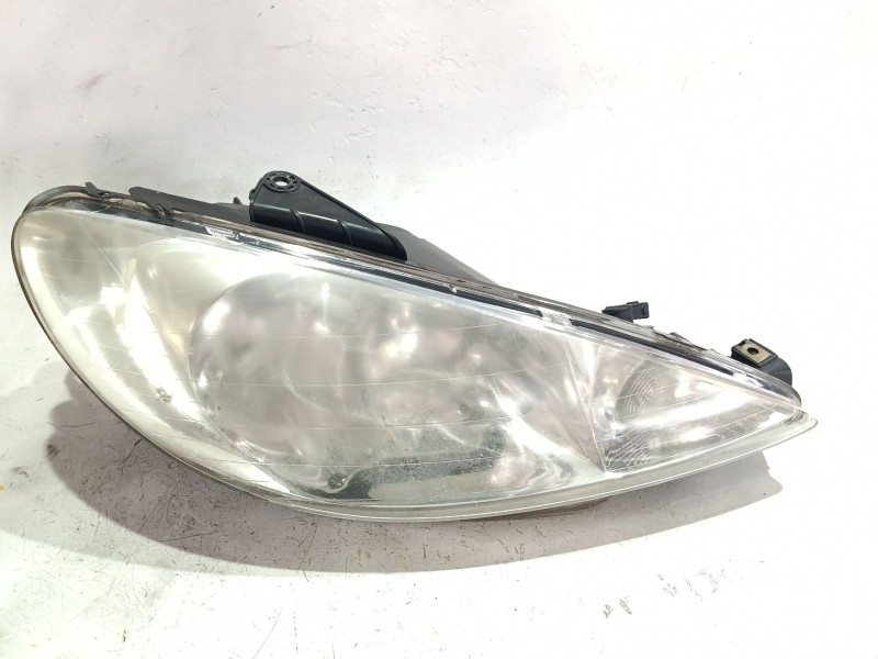 Recambio de faro delantero derecho para peugeot 206 hatchback (2a/c) 1.4 i referencia OEM IAM 9628666780  