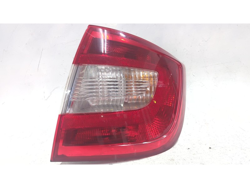 Recambio de piloto trasero derecho para skoda rapid (nh3, nk3, nk6) 1.6 tdi referencia OEM IAM 5JH945096  