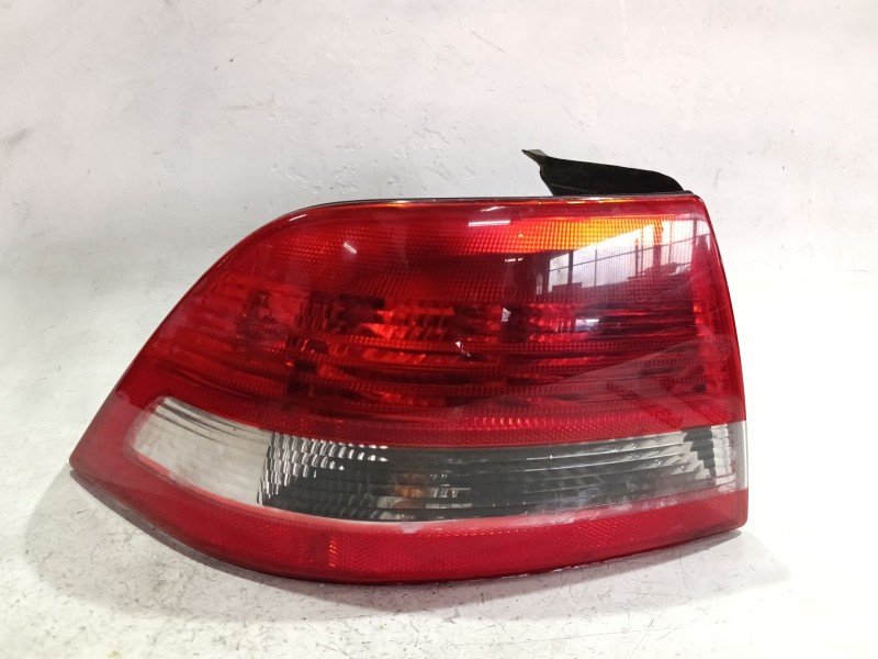 Recambio de piloto trasero izquierdo para saab 9-3 berlina (2003) 1.9 tid referencia OEM IAM 12785759  