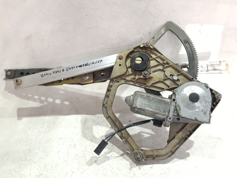 Recambio de mecanismo elevalunas delantero derecho para bmw 5 (e28) 524 td referencia OEM IAM 0130821032  
