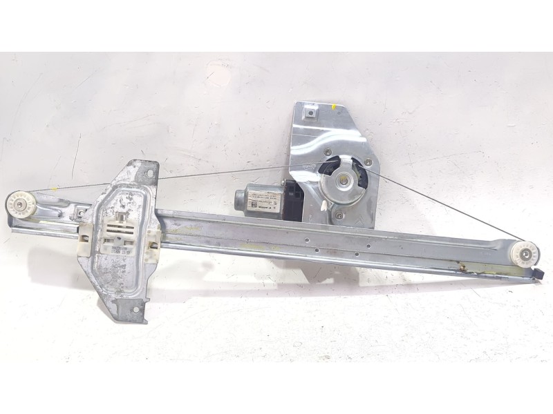 Recambio de mecanismo elevalunas delantero izquierdo para peugeot partner tepee 1.6 hdi / bluehdi 75 referencia OEM IAM 98023892