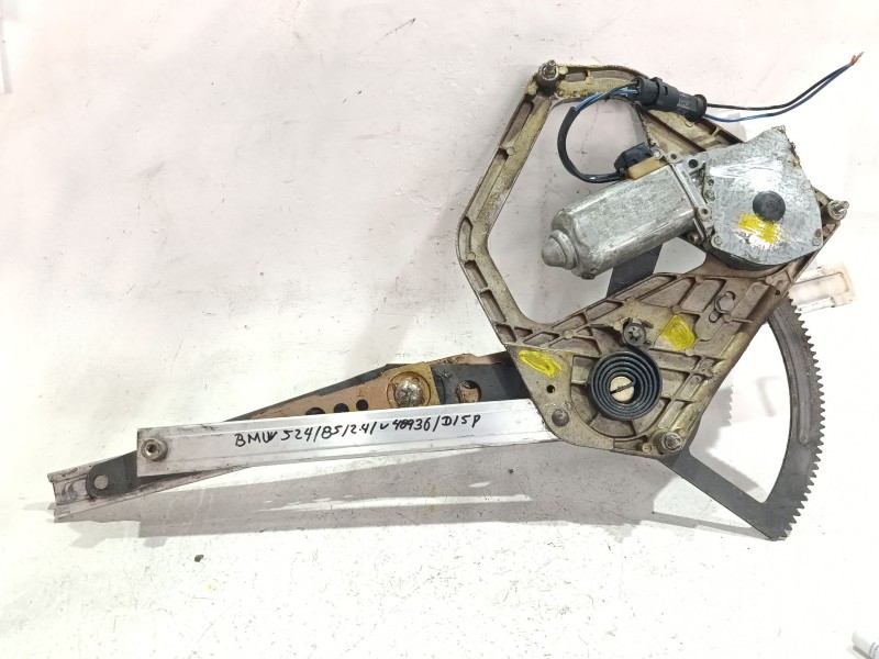 Recambio de mecanismo elevalunas delantero derecho para bmw 5 (e28) 524 td referencia OEM IAM 680235962  