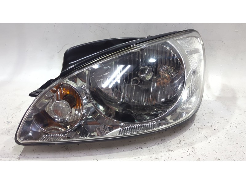 Recambio de faro delantero izquierdo para hyundai getz (tb) 1.1 referencia OEM IAM 921011C500  