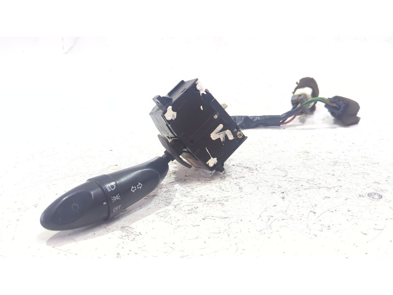 Recambio de mando intermitentes para hyundai h-1 furgón 2.5 td referencia OEM IAM 44331A2530  