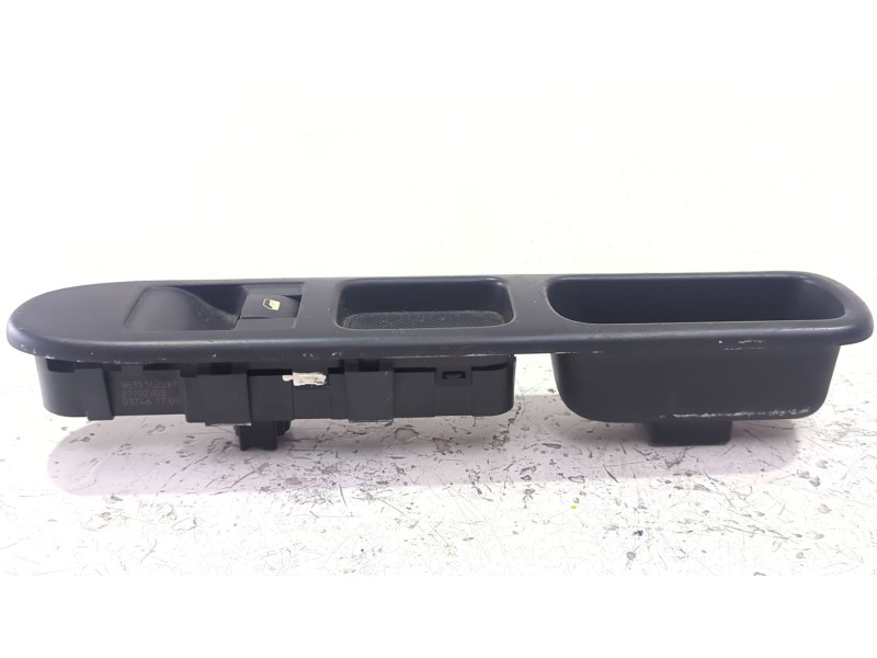 Recambio de mando elevalunas delantero derecho para peugeot 307 (3a/c) 2.0 hdi 90 referencia OEM IAM 96351625XT  