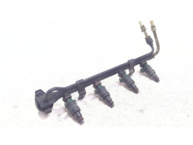 Recambio de rampa inyectores para daewoo nexia (1995) 1.5 16v referencia OEM IAM 5094205602  