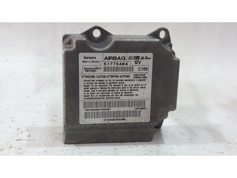 Recambio de centralita airbag para fiat bravo ii (198_) 1.9 d multijet (198axb1a) referencia OEM IAM 51775404  
