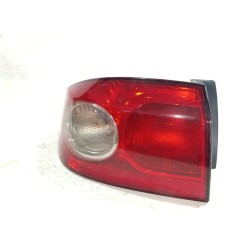 Recambio de piloto trasero izquierdo para renault laguna ii (bg0)(2001) 1.9 dci referencia OEM IAM 04031  