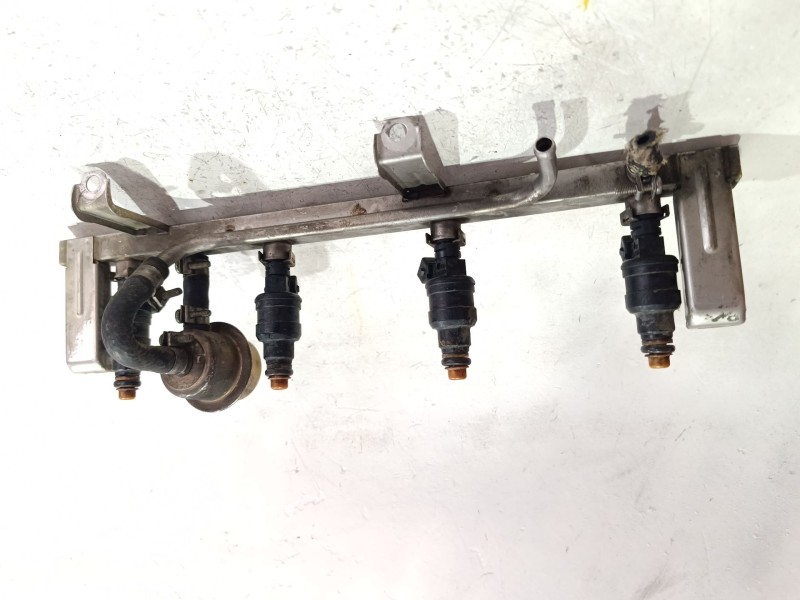 Recambio de rampa inyectores para opel omega a (v87) 2.0 (f19, m19, n19) referencia OEM IAM 0280160221  